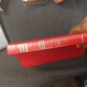 Red Leather Good News Bible 1992